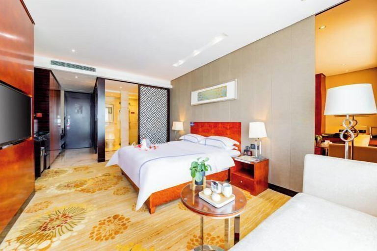 Bedroom 3, The Royal International Hotel, Ordos