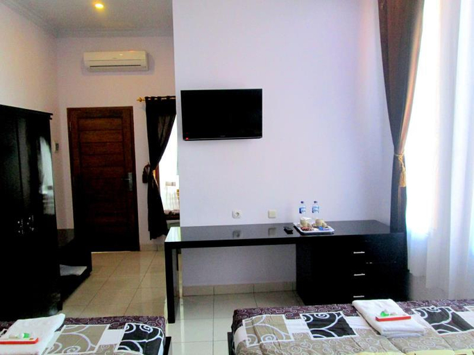 Bedroom 3, Grand Mutiara Hotel, Pangandaran