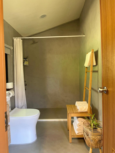 Bathroom 3, Kentingdessert, Pingtung