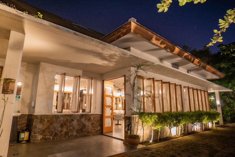 Exterior & Views 3, Hotel Blambangan, Banyuwangi