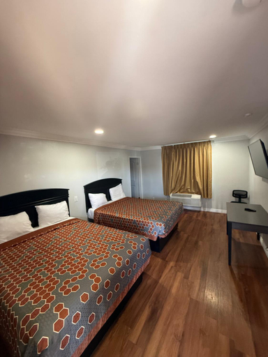 Bedroom 3, COLONY INN & SUITES, Orange