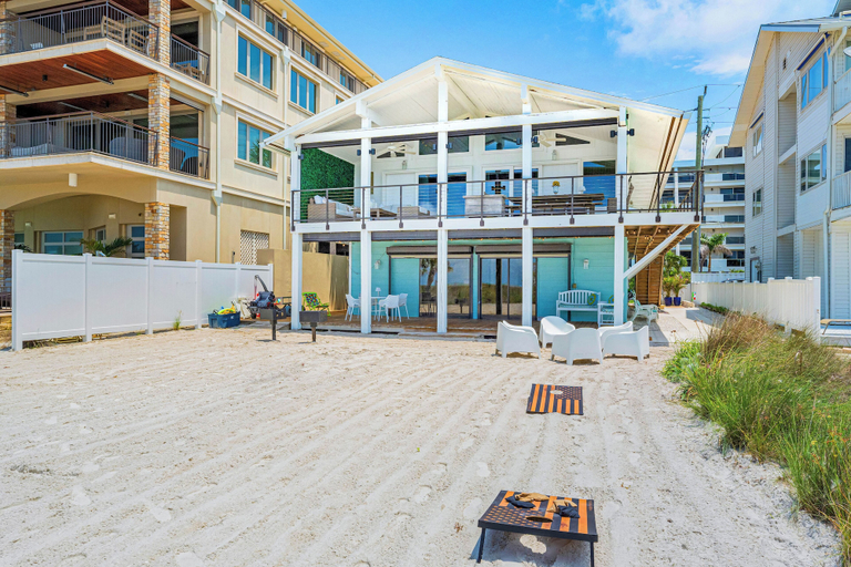 Exterior 2, Posh Paradise, Sarasota