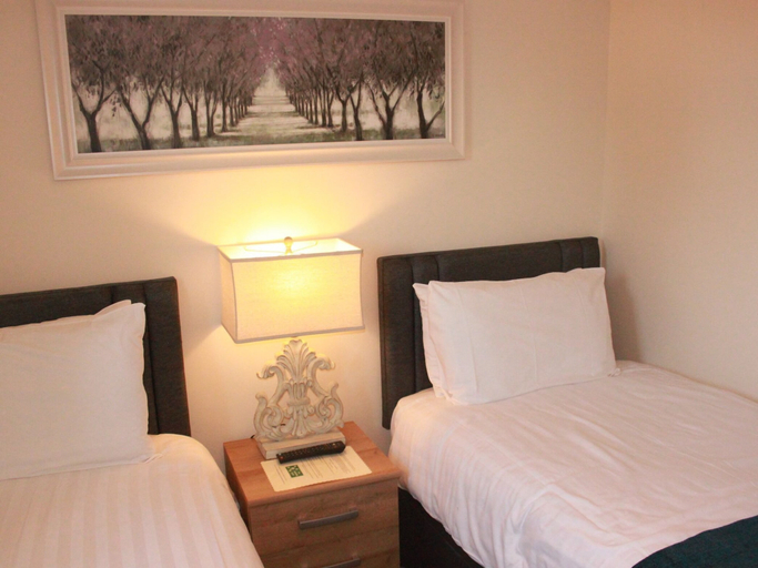 Bedroom 3, The Dog Inn, Essex