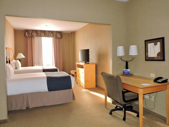 Bedroom 3, Marco LaGuardia Hotel, New York