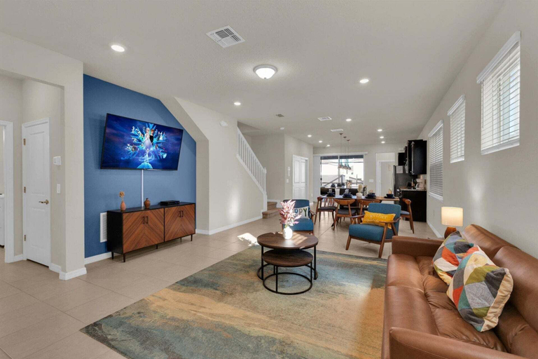 Living area, Llw3421, Polk