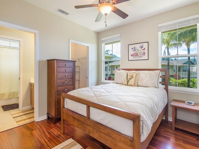 Room 5, Nihilani 26a 3 Bedroom Condo by RedAwning, Kauai