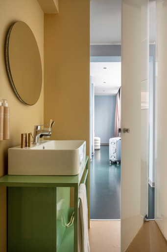 Bathroom 4, Moderno Hotel Roma, Roma