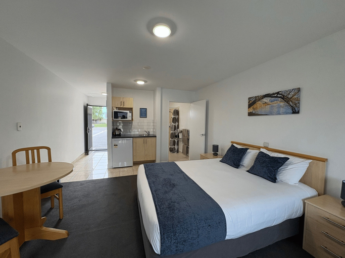 Bedroom 2, ASURE Central Gold Motel, Central Otago