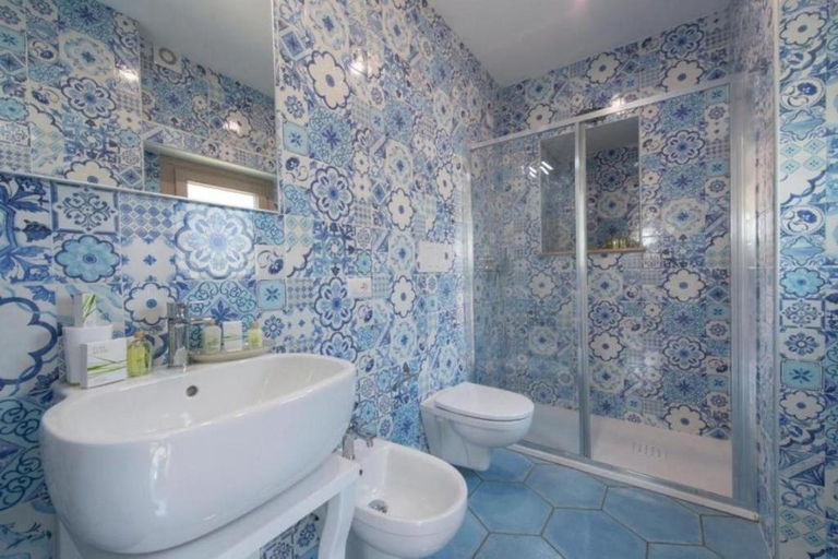 Bathroom, Villa Del Presidente, Salerno