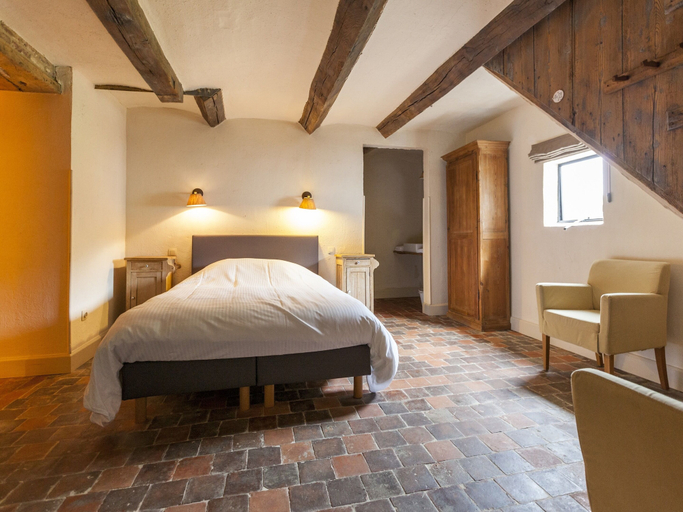 Bedroom 3, Beernem Farmhouse With Pool, West-Vlaanderen