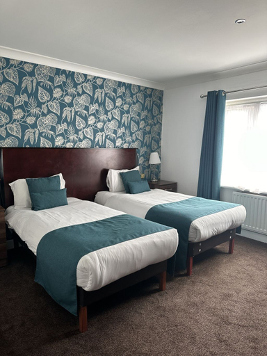 Bedroom 2, Basingstoke Hotel, Hampshire