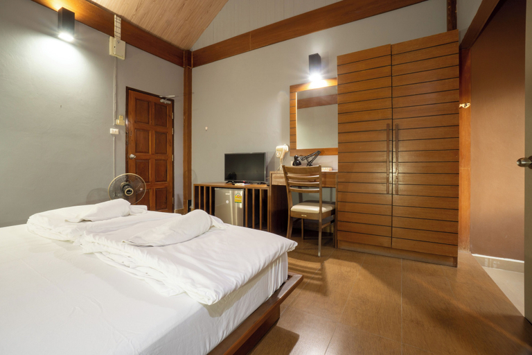 Bedroom 2, The Grace Amphawa Resort, Muang Samut Songkhram