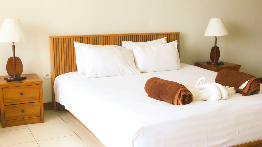 Others 3, Villa Kapuran, Banyuwangi