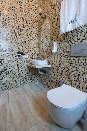 Bathroom 4, Nur Hanım Suites, Ayvalık