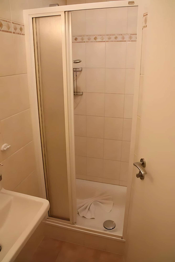 Bathroom 5, Gästehaus Elzblick 2, Ortenaukreis