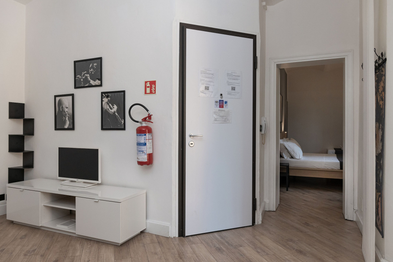 Bedroom 4, Saragozza Apartments, Bologna