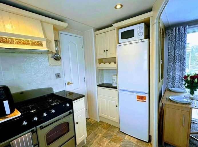 Private kitchen, Sea Breeze-a Beautiful 3 Bed,pet Friendly Retreat, Lincolnshire