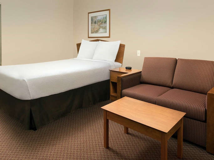 Bedroom 3, WoodSpring Suites Kansas City Lenexa, Kansas City