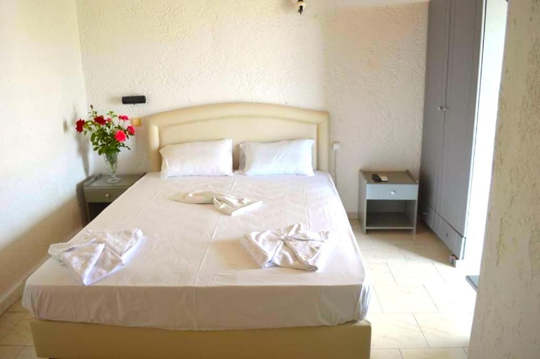 Bedroom 2, Mark Hotel, Crete