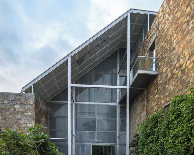 Exterior & Views 2, Mana Hotel, Pali