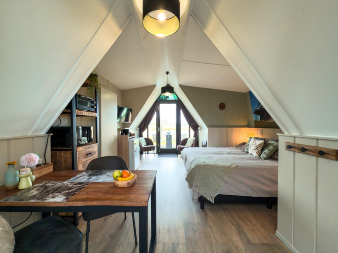Bedroom 2, Hotelhuisjes Medemblik, Wieringermeer