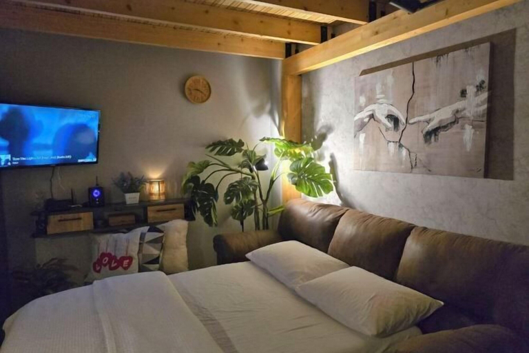 Bedroom 3, Warm Private JACUZZI Apartment - TBILISI by N A T Suite, Tbilisi
