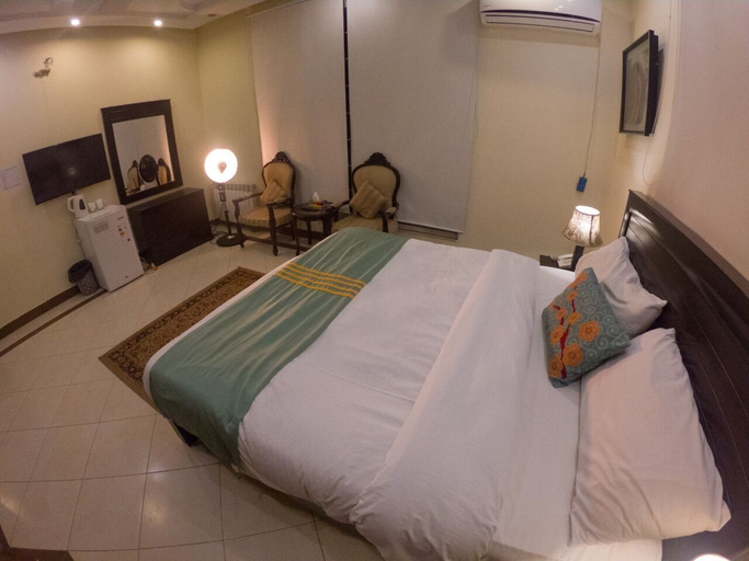 Others 5, Harveys Guest House, Islamabad
