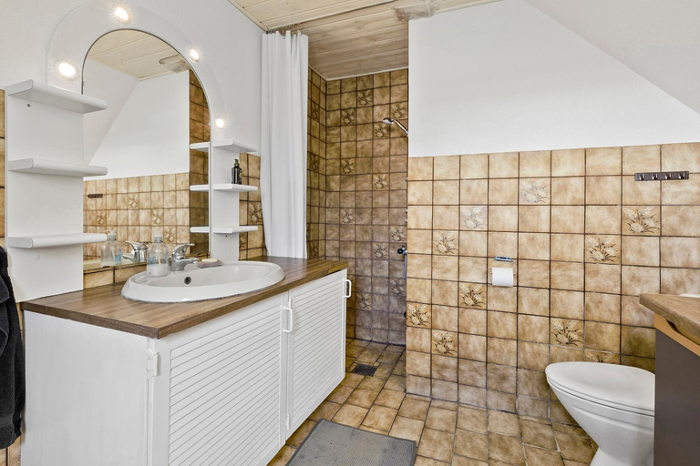 Bathroom, Værelse som dobbelt el. enkelt, Engen 5, 7770 Vestervig, Thisted