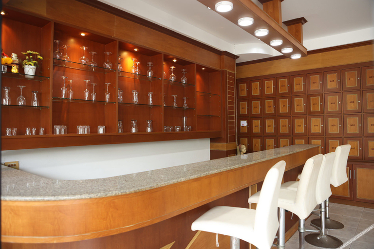 Food & Drinks 5, ニュー フォレスト パトン ホテル, Pulau Phuket