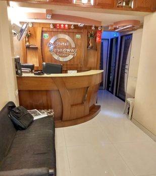 Others 5, Hotel Broadway, Mumbai City