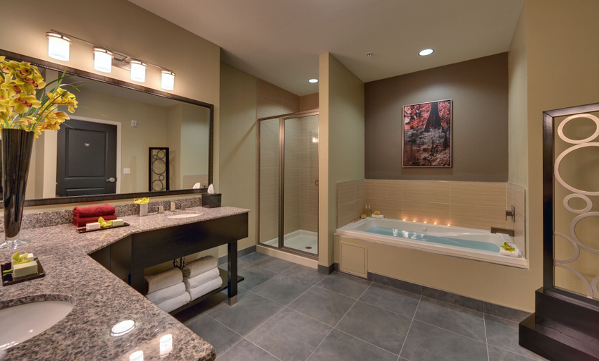 Bathroom 3, Cypress Bayou Casino Hotel, Saint Mary
