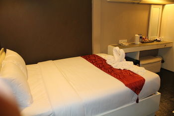 Others 5, S30 Sukhumvit Hotel, Khlong Toey