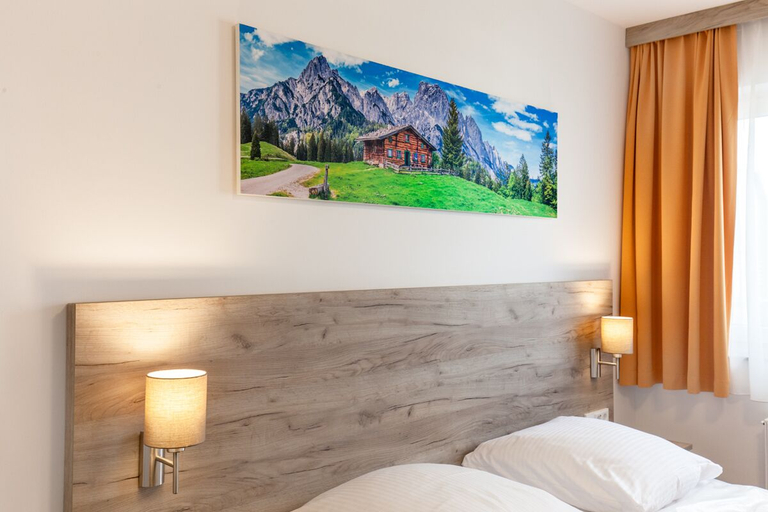 Bedroom 4, Aparthotel Oberfeld West, Selbstversorgerhotel, self-check-in, München