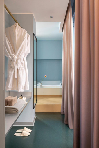 Bathroom 4, Moderno Hotel Roma, Roma