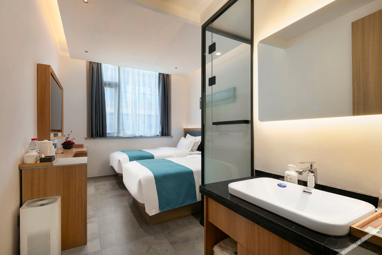 Bathroom, Lighten Hotel, Xianyang