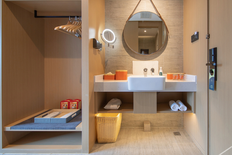 Bathroom 3, アトゥールホテル, Huainan