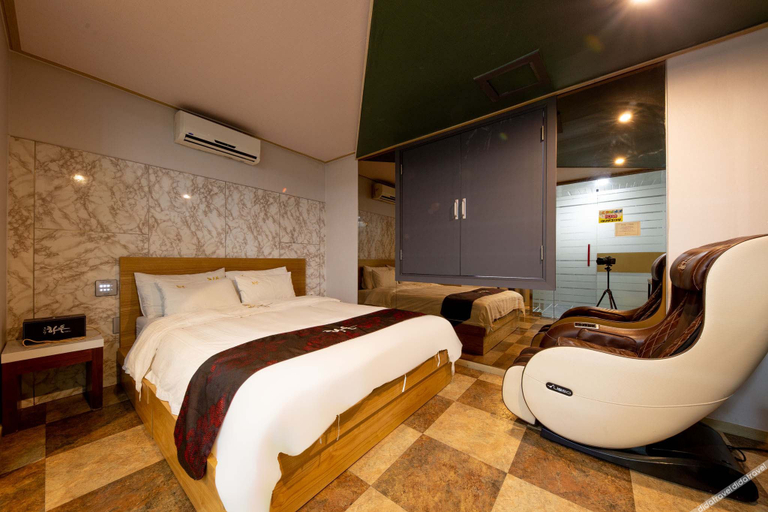 Bedroom 4, Asan Haru Self Check-in Hotel, Asan