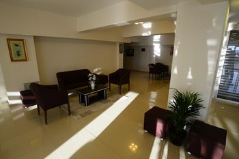 Others 5, Dort Mevsim Suit Otel, Merkez
