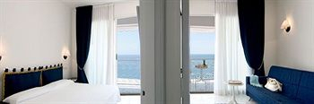 Others 2, Hotel Club Due Torri, Salerno