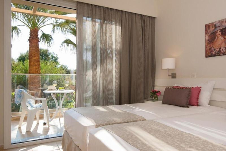 Bedroom, Blue Sky Apartments I, Crete