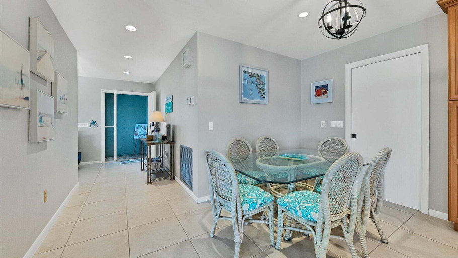 Interior 4, Cnd830, Charlotte