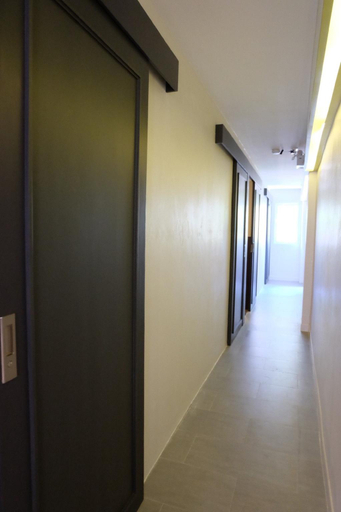 Others 4, Four Sisters Hostel