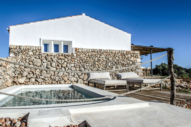 Sport & Beauty 2, Torre Vella - Fontenille Collection, Baleares