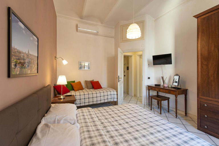 Bedroom 2, Redseven Rome Collection, Rome