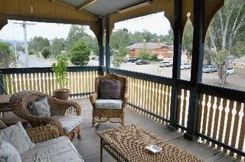Others 4, Yea Peppercorn Hotel, Murrindindi - West