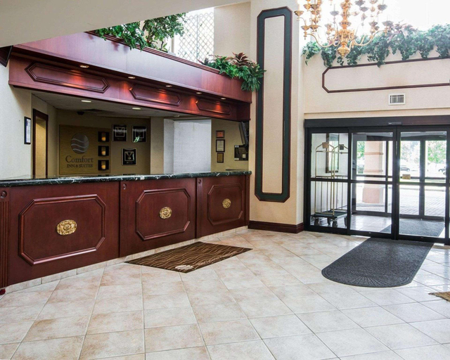 Public Area 2, Holiday Inn Express & Suites HAWTHORNE - ELMSFORD NORTH by IHG, Westchester