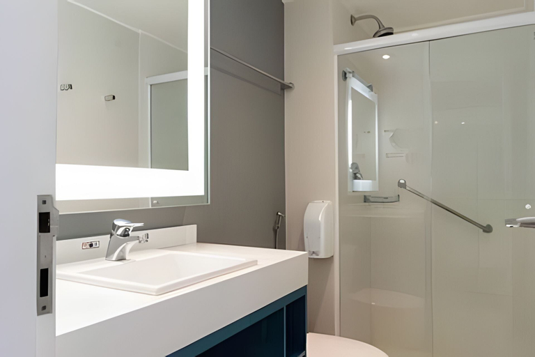 Bathroom 4, Studio Living Faria Lima, São Paulo