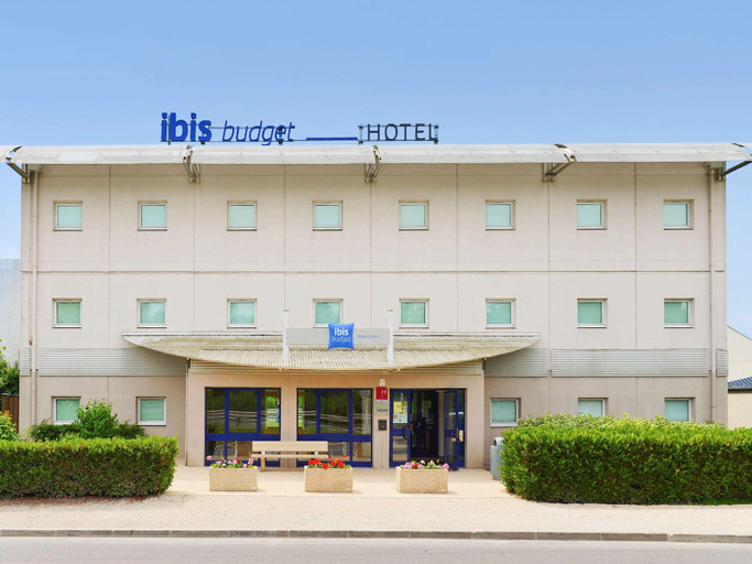 Exterior & Views 4, ibis budget Orléans Nord Saran, Loiret