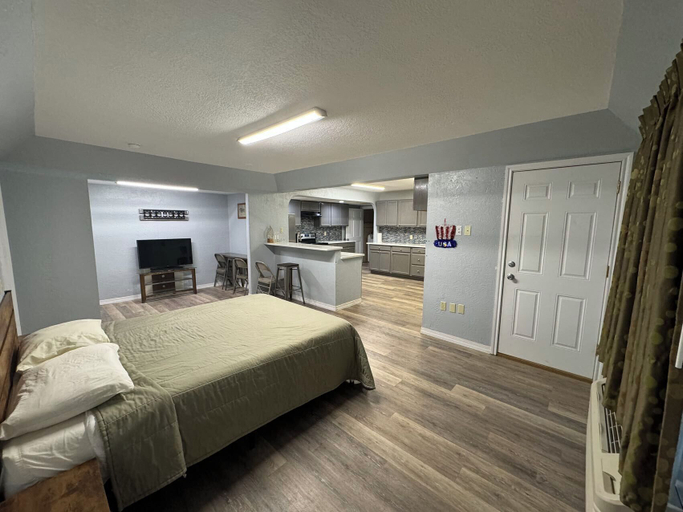 Bedroom 2, Econo Lodge Inn & Suites Canadian, Hemphill