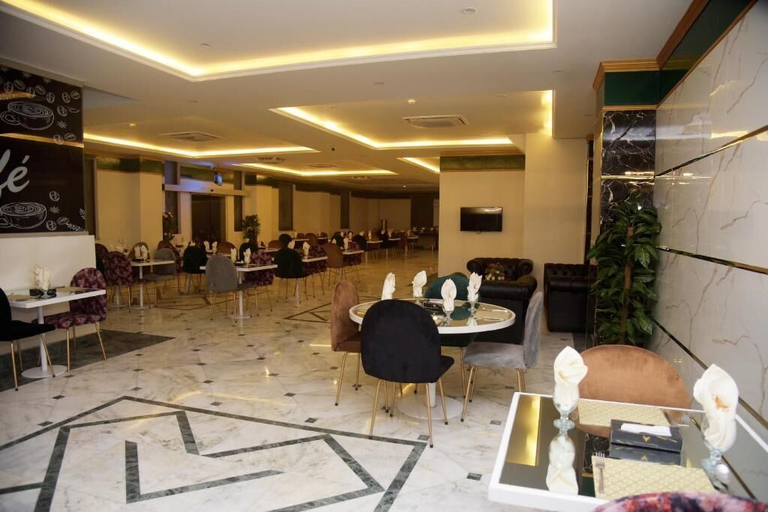 Food & Drinks 5, The Rich Hotel & Apartments, Lahore